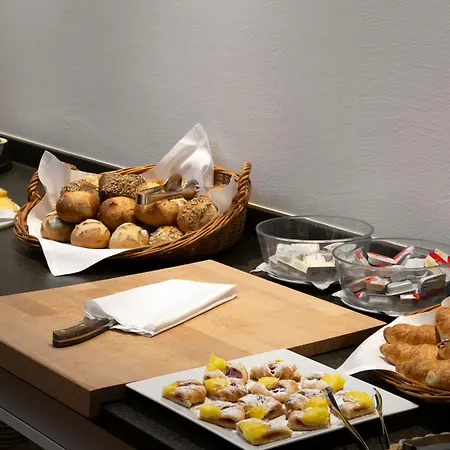 Waldegg - Adults Only